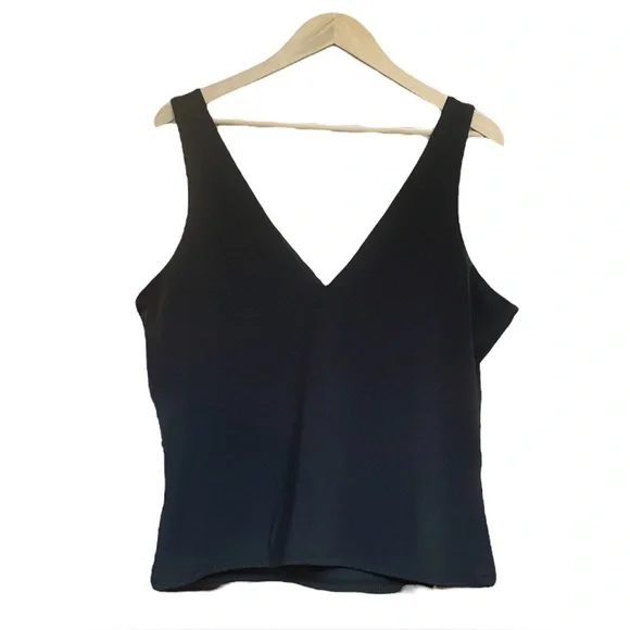 Express Body Contour V-Neck High Compression Tank in Black - Size XL - Picture 2 of 7